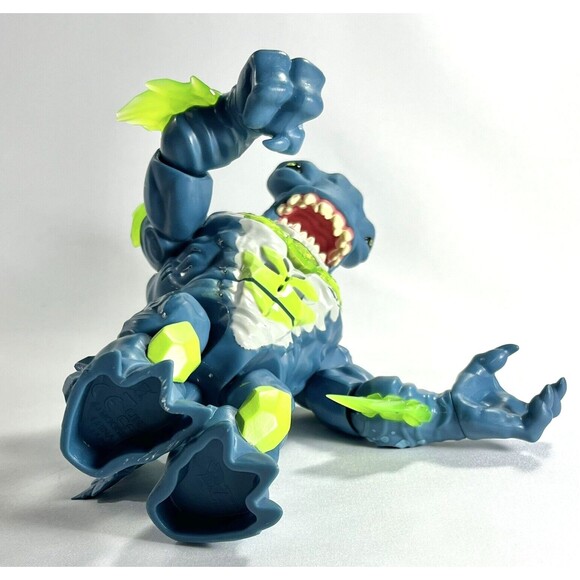 Beast Lab Shark Beast Creator Experiment Action Figure Light Sound Tested - Picture 10 of 11